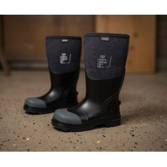 NWT Bogs Black Forge Steel Toe Snow Work Boots Size Men 4 Women 6 - Picture 1 of 12